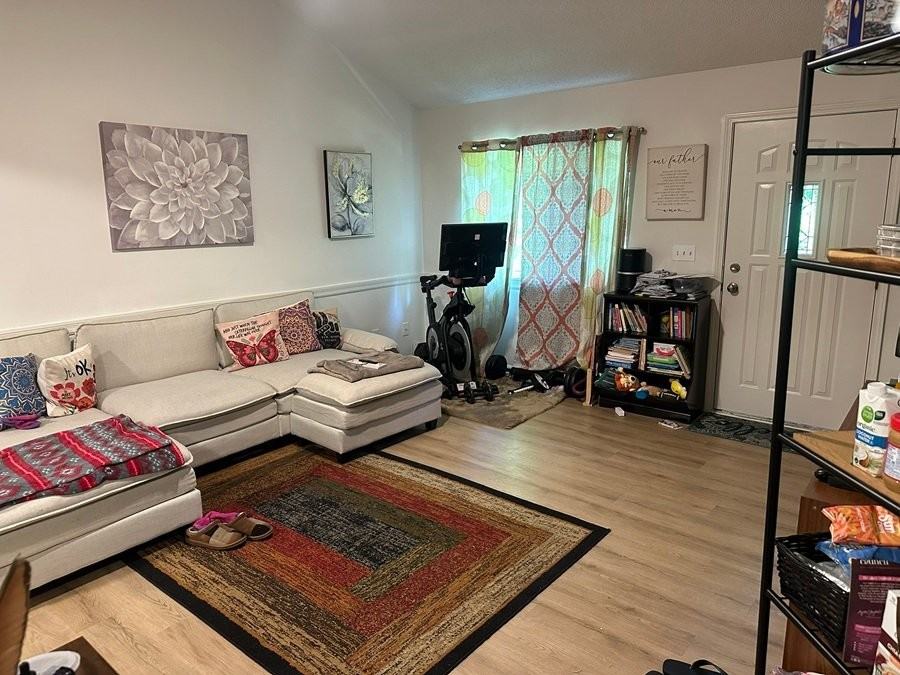 1604 Radcliffe Dr #1606 - Photo 5 of 20