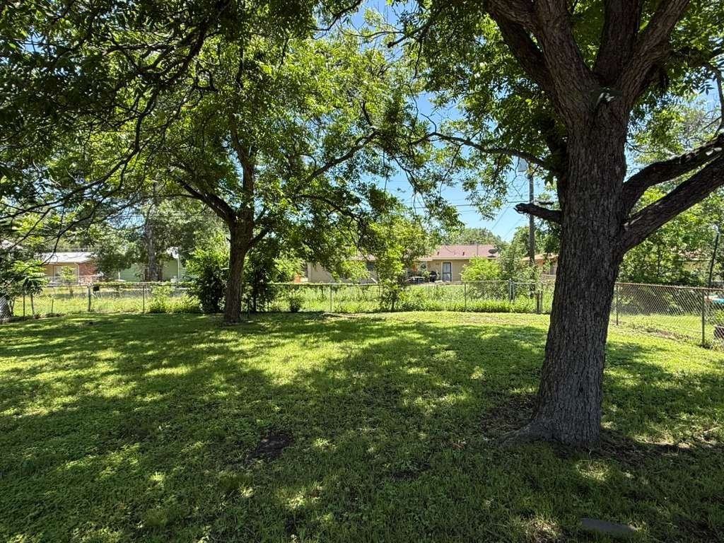 4938 Bernardo Way - Photo 4 of 20