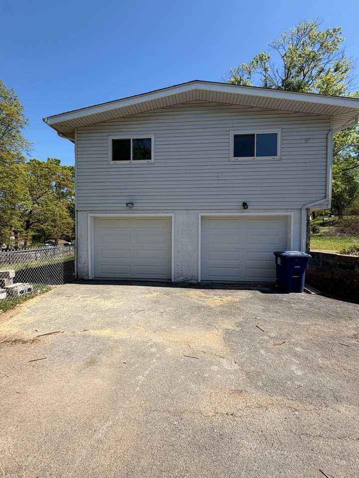607 Mountain Wood Dr - Photo 4 of 14