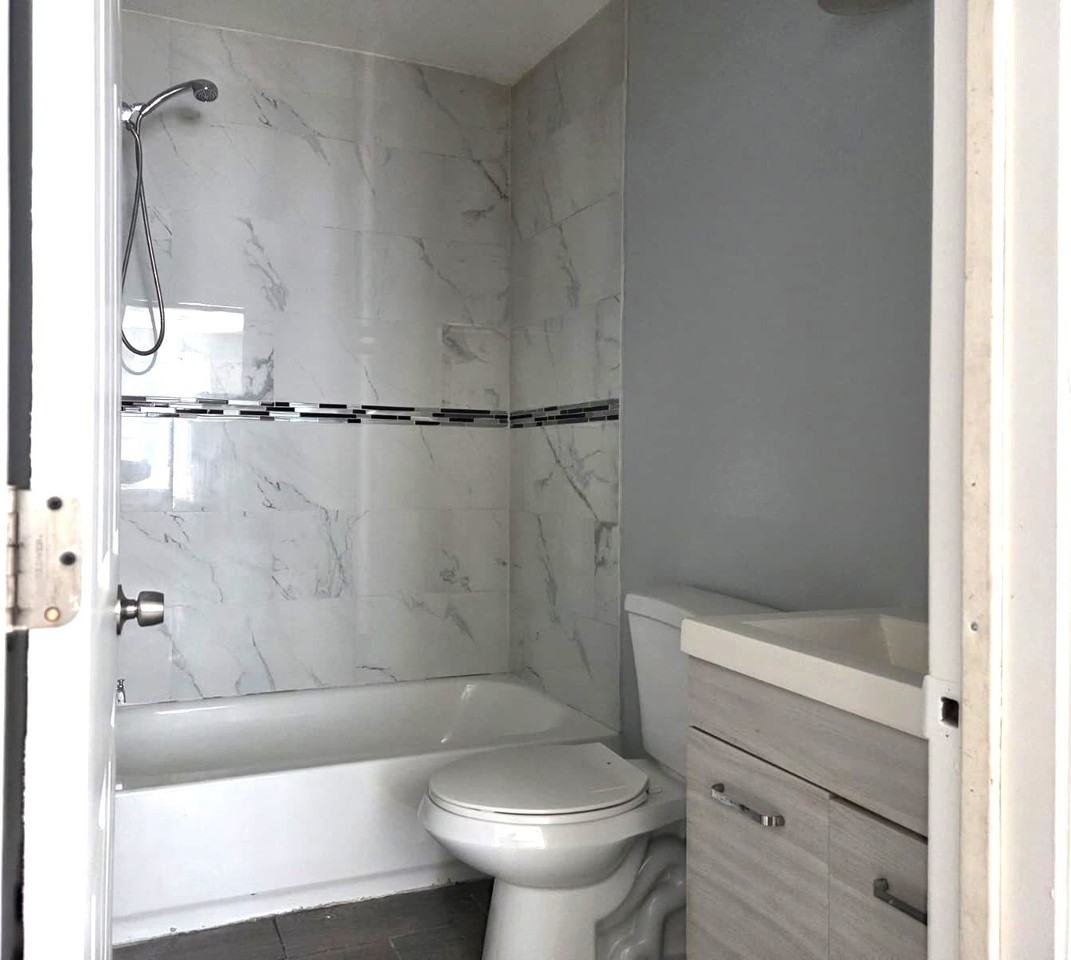 62 3rd St #2 - Photo 4 of 7