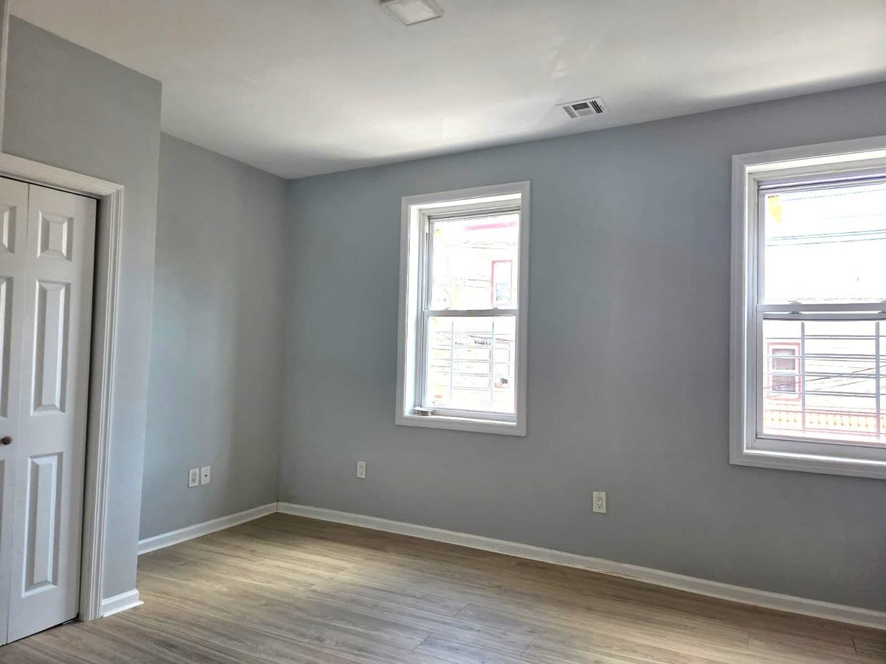 62 3rd St #2 - Photo 5 of 7