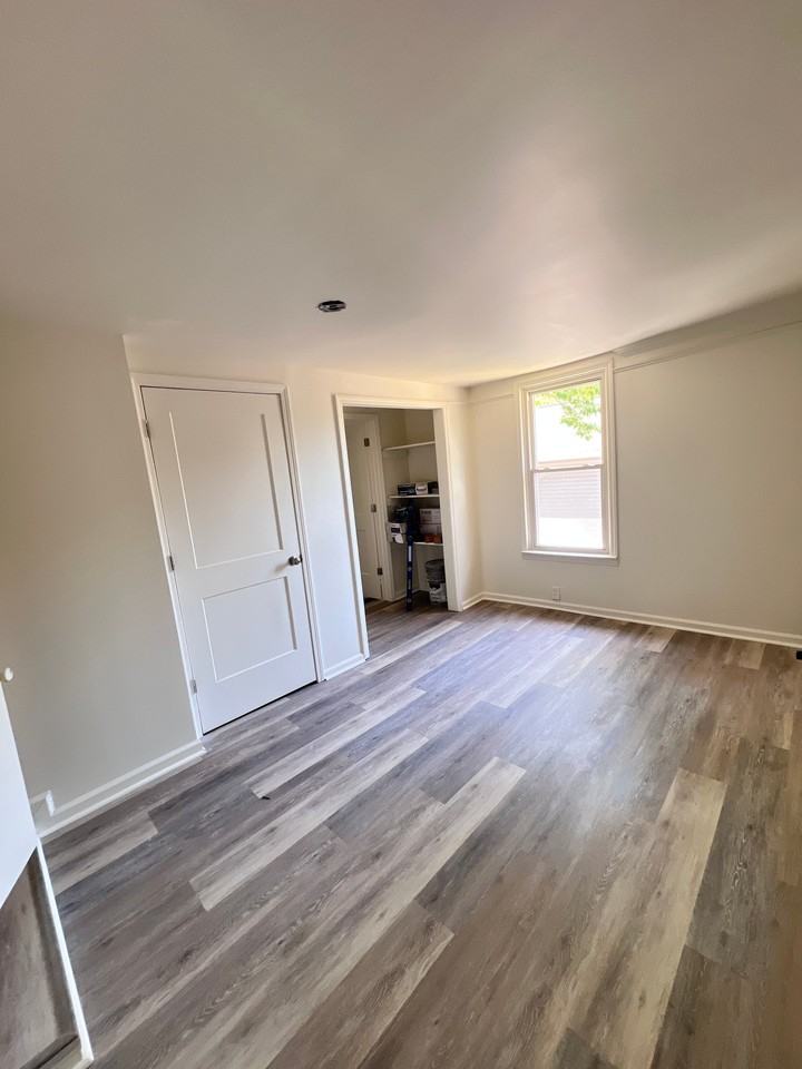 1303 N Jackson Ave - Photo 7 of 13