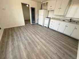 20 Chama St Ne #1-2 - Photo 1 of 1