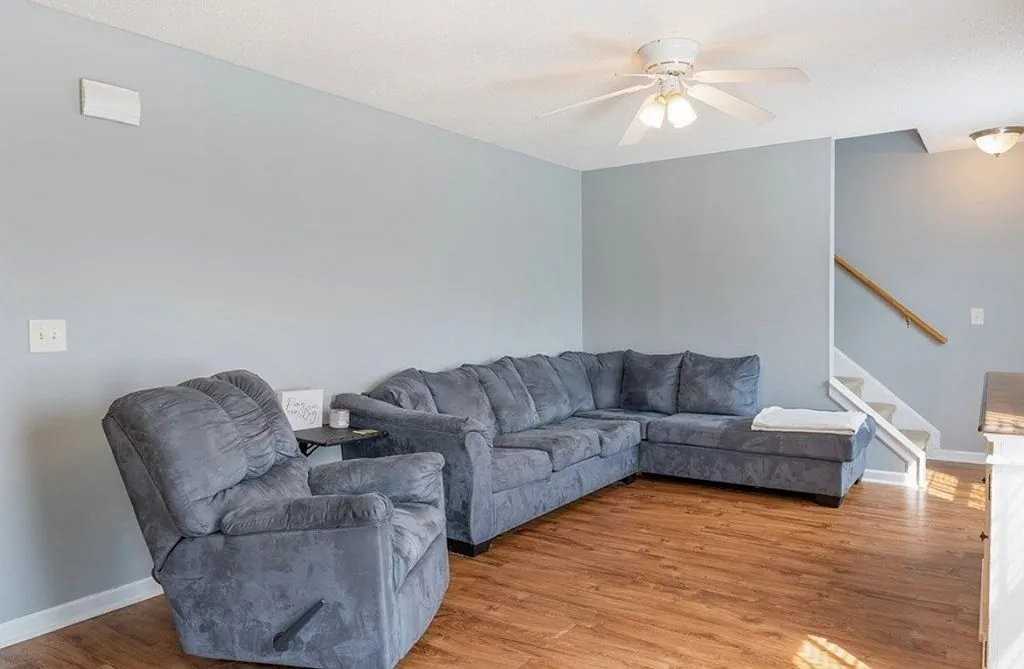 1757 Mossberg Dr - Photo 6 of 16