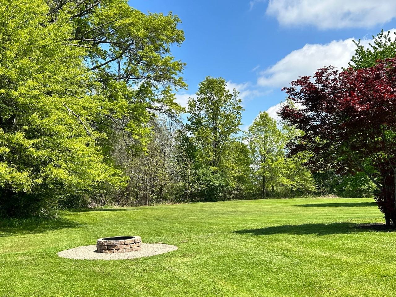 4381 Poe Rd - Photo 4 of 24