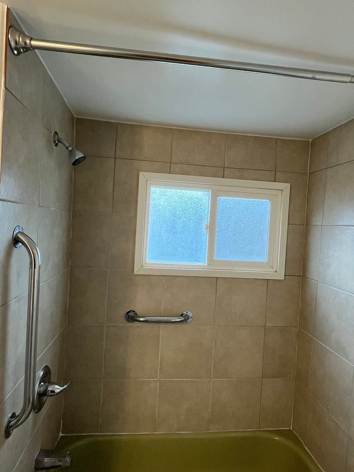 2485 E Main St #12 - Photo 6 of 12