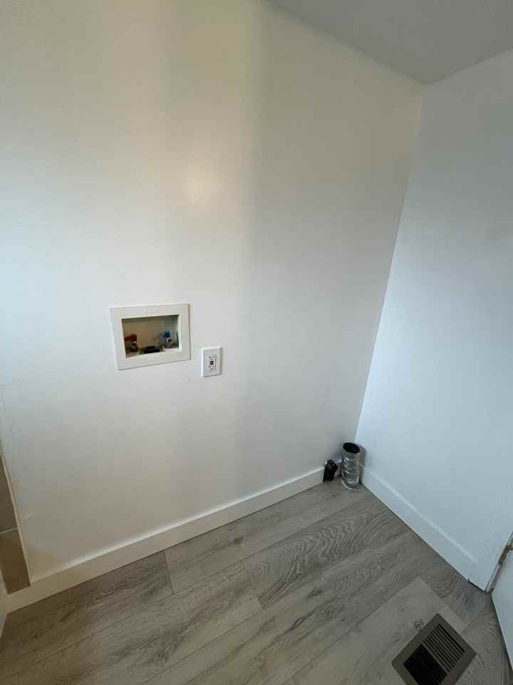 2485 E Main St #12 - Photo 7 of 12