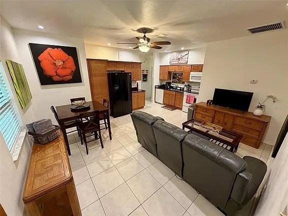 408 Nw 5th Ave - Photo 2 of 14