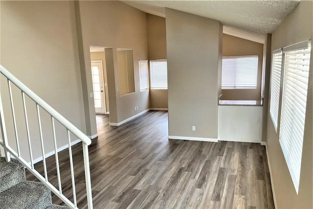 3300 Hyannis Cir - Photo 2 of 15
