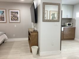 featured image of 3201 E Pinefalls Dr