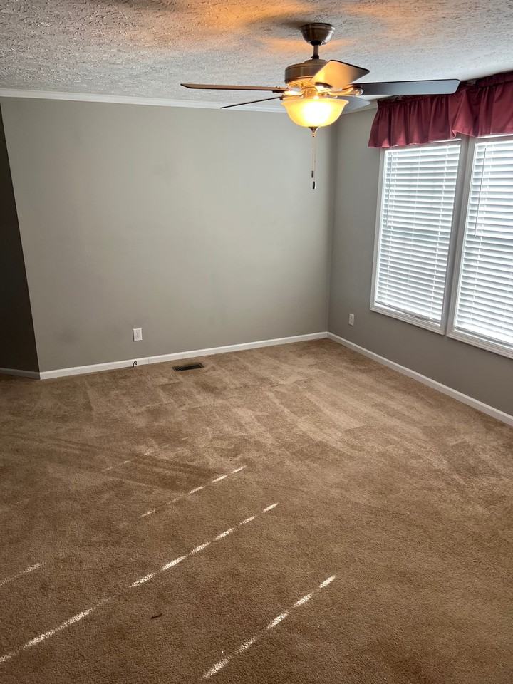 522 Banner Ave - Photo 4 of 13