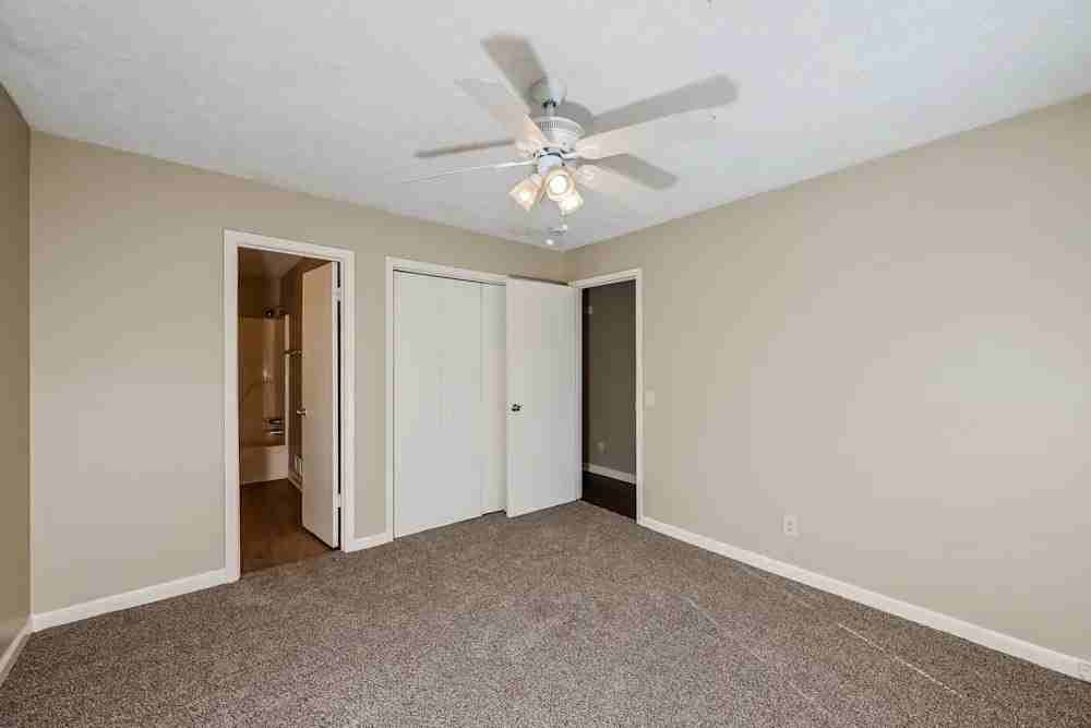 2737 King Arthur Ct - Photo 5 of 12