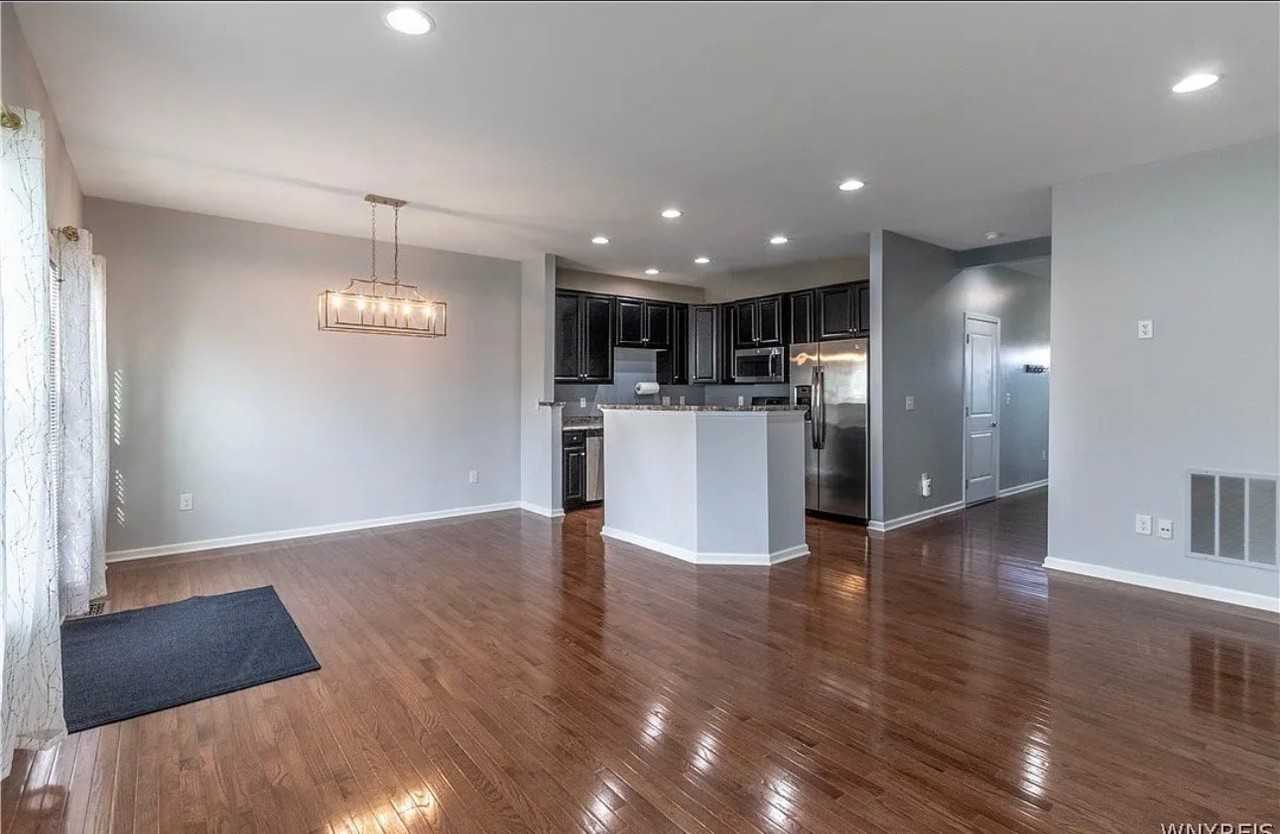 4205 Arthur Ct - Photo 3 of 20