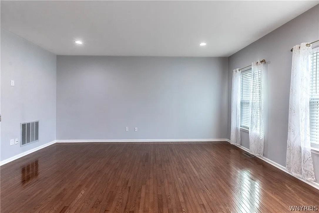 4205 Arthur Ct - Photo 5 of 20