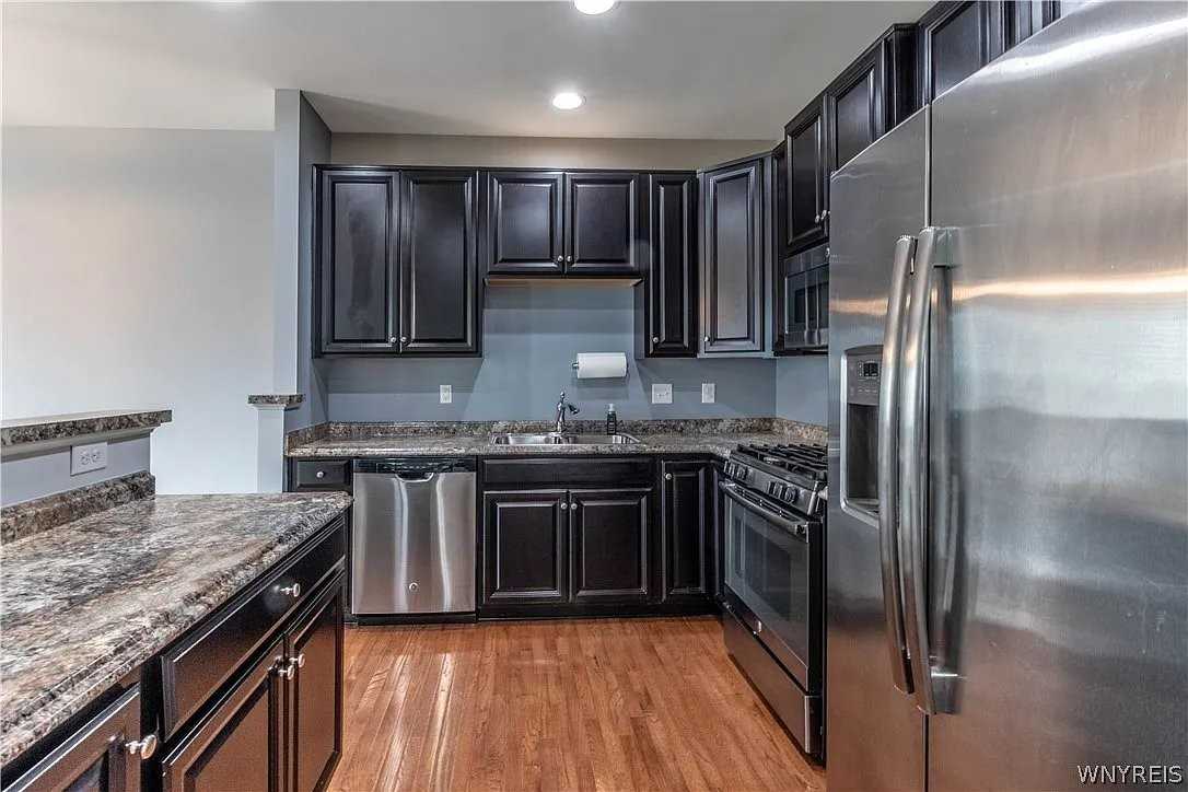 4205 Arthur Ct - Photo 6 of 20