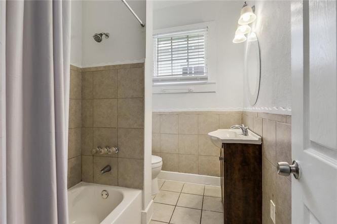 3432 Danneel St #3434 - Photo 3 of 7