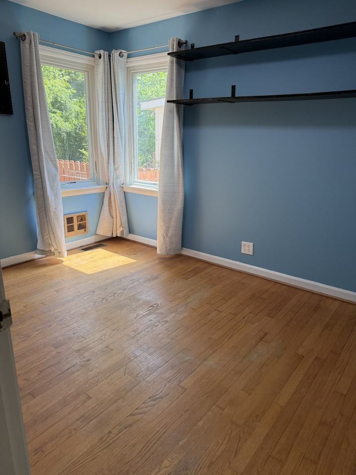 3220 Avondale Ave - Photo 2 of 17