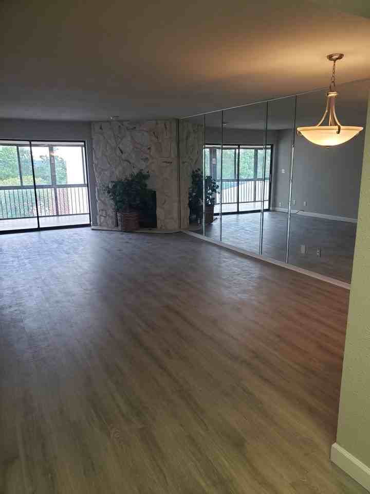 6 Costa Del Sol Dr - Photo 2 of 14
