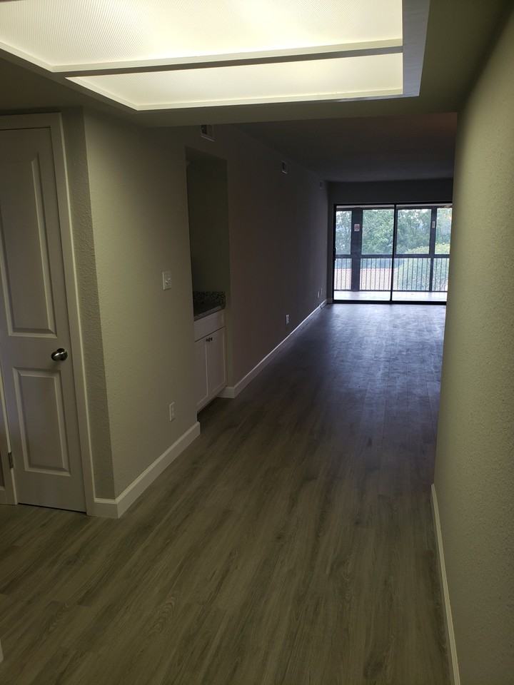 6 Costa Del Sol Dr - Photo 3 of 14