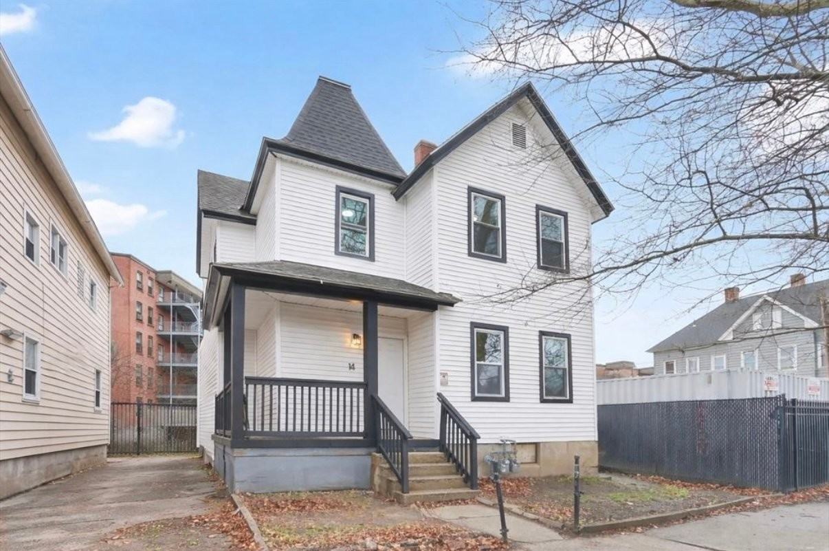 14 Adams St #2