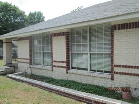 121 N Hamilton St - Photo 1 of 1