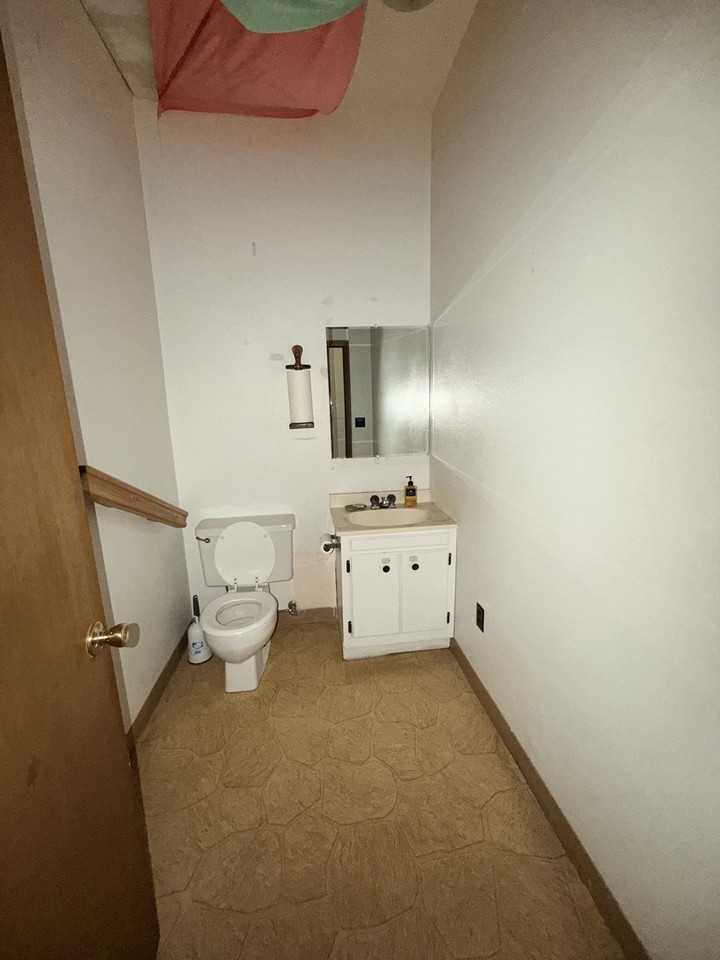206 S 11th St #5 - Photo 7 of 8