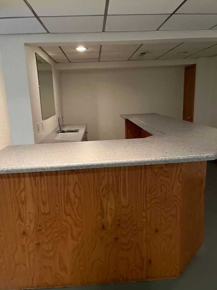 416 N Madison St - Photo 3 of 11