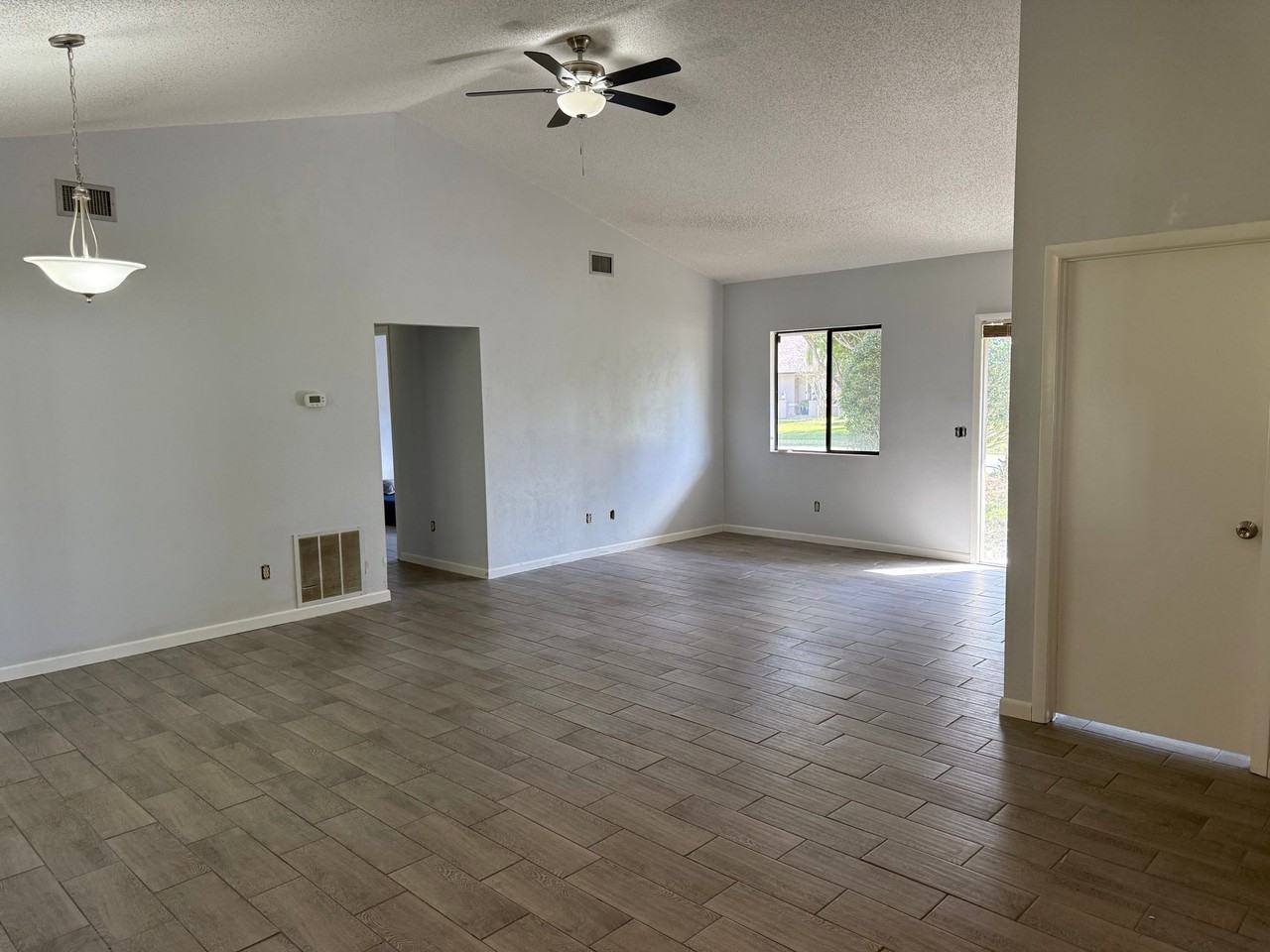 39 Bannerwood Ln - Photo 5 of 16
