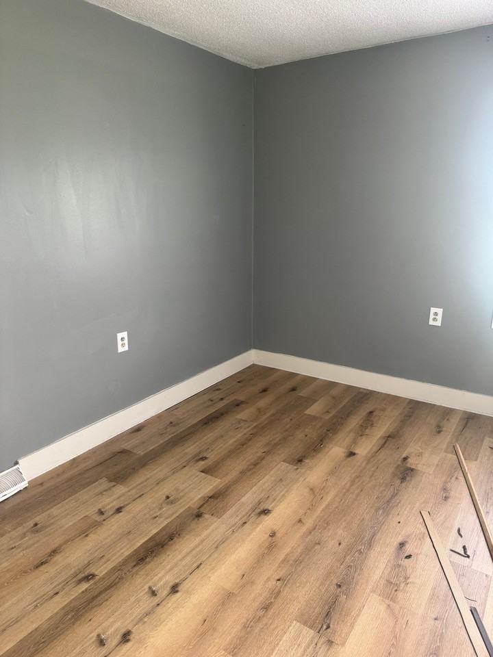 123 N East St - Photo 7 of 8