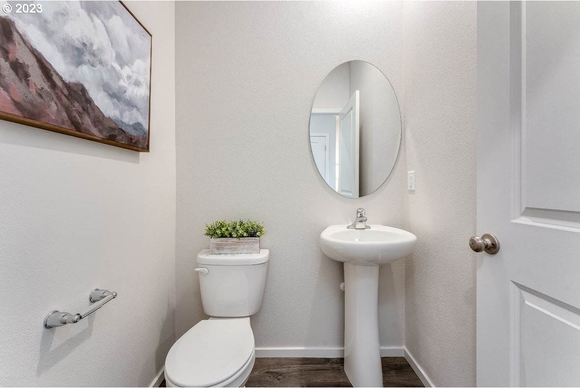 1332 Se Elown Ln - Photo 4 of 19
