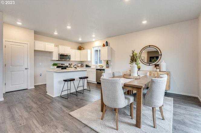 1332 Se Elown Ln - Photo 6 of 19