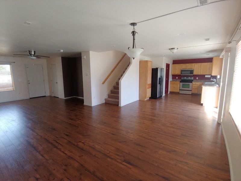 1093 Ws - Photo 3 of 8
