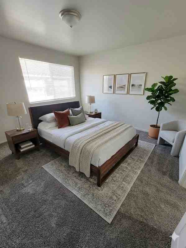 586 W Tiffany Town Dr #1 - Photo 3 of 15