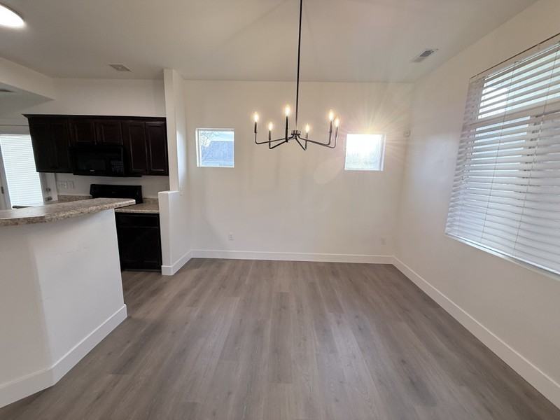 4799 W Topcrest Dr - Photo 3 of 28