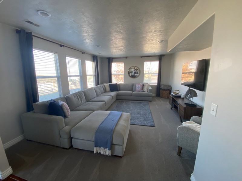 880 Wn - Photo 6 of 11