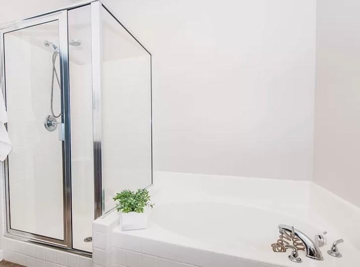 110 Wn - Photo 3 of 18
