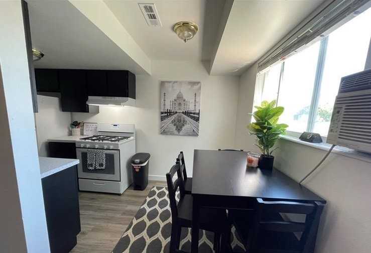 605 N Main St #1 - Photo 2 of 16