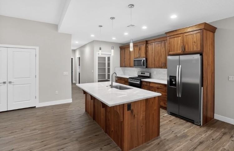 1838 Wn - Photo 2 of 27