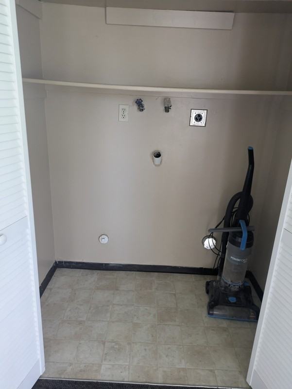 4960 Sw #1 - Photo 2 of 15