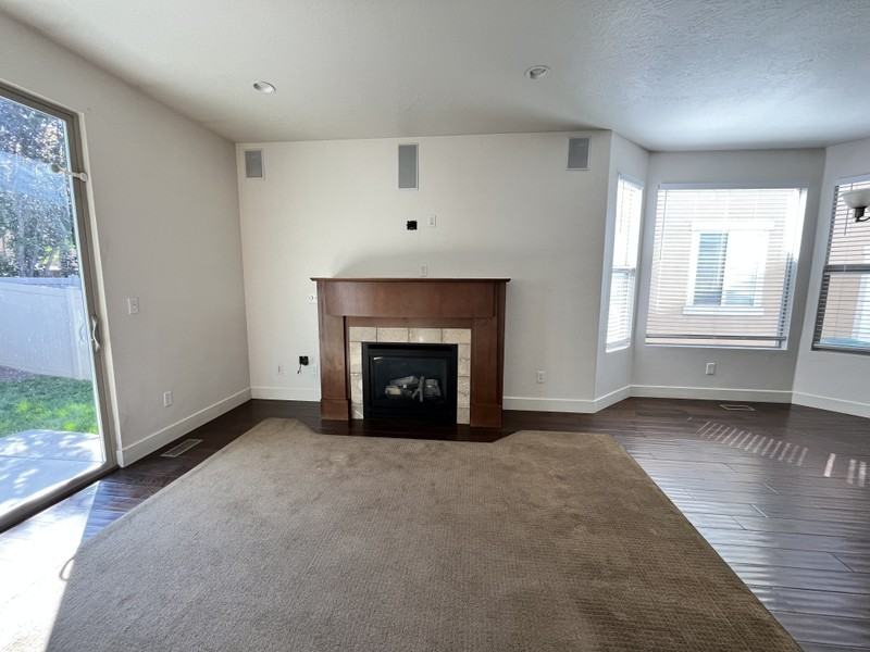 2750 N Augusta Dr - Photo 4 of 25