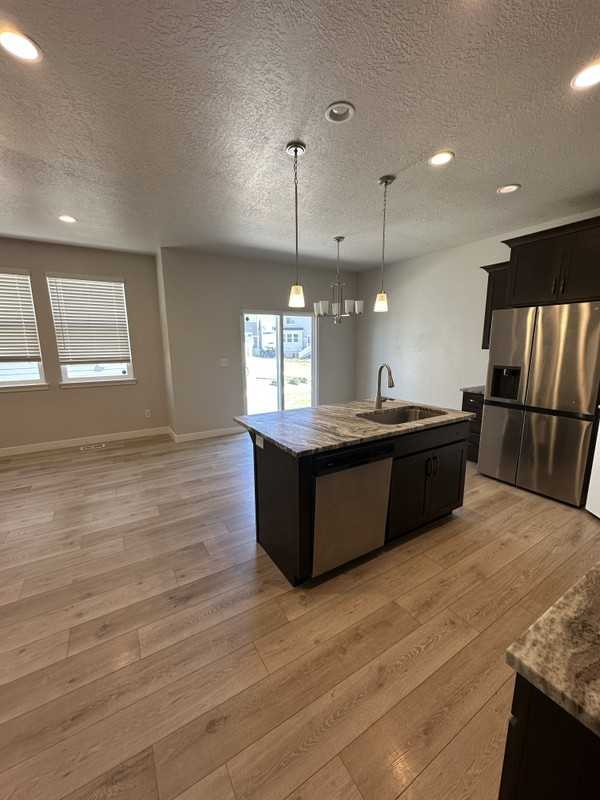 4114 W Harmony Dr - Photo 6 of 10