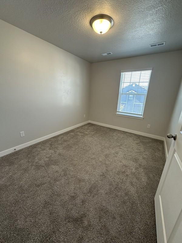 4114 W Harmony Dr - Photo 7 of 10