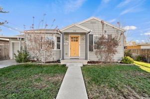 featured image of 916 E Crandall Ave