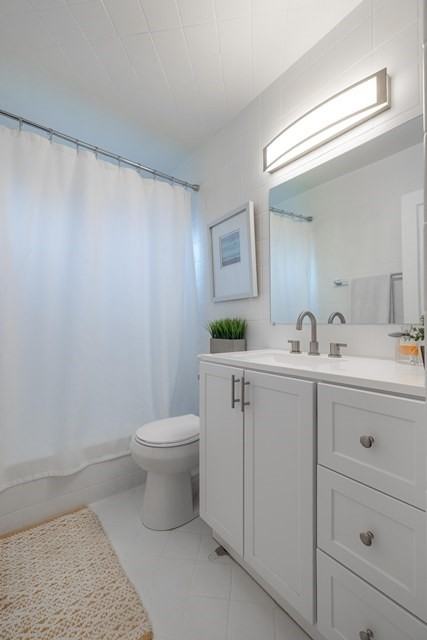 145 W Ct - Photo 6 of 17