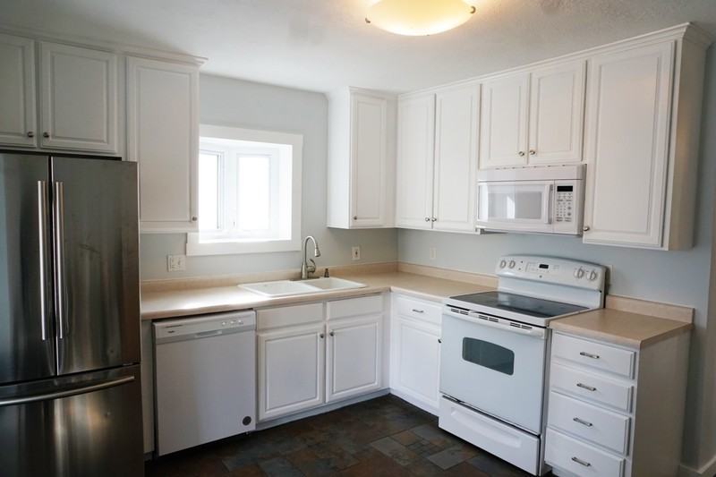 571 E St - Photo 6 of 21