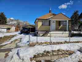 featured image of 157 Roosevelt St