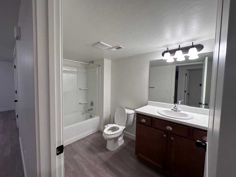 933 E Blackfeet Dr - Photo 6 of 11