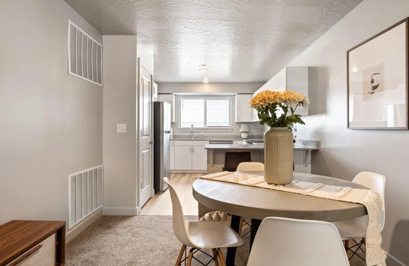 6223 W Winding Way #1 - Photo 5 of 12