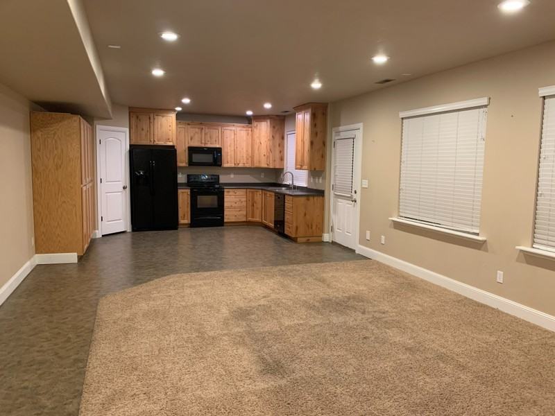 9738 Nw #1 - Photo 2 of 10
