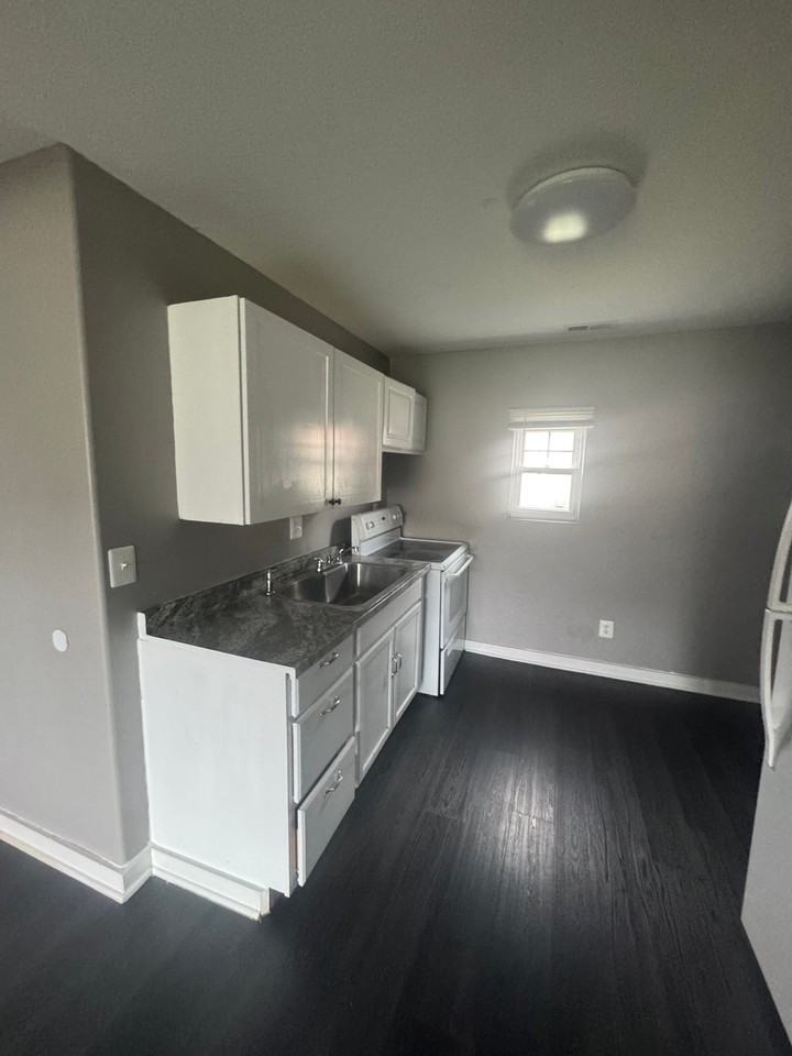 4416 E Bayley St - Photo 5 of 16